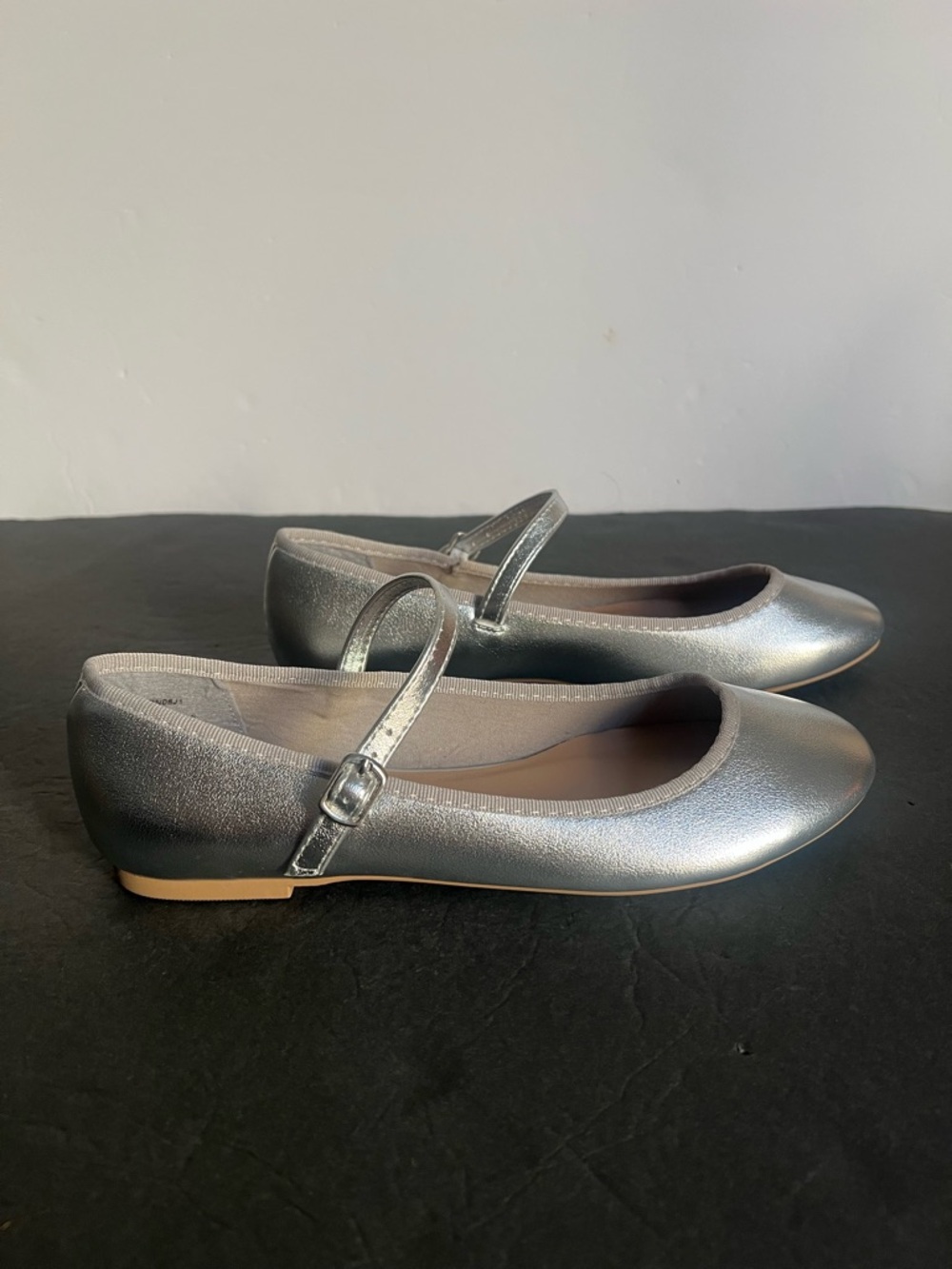 NWOT Madden Girl Silver Mary Jane Flats, 7